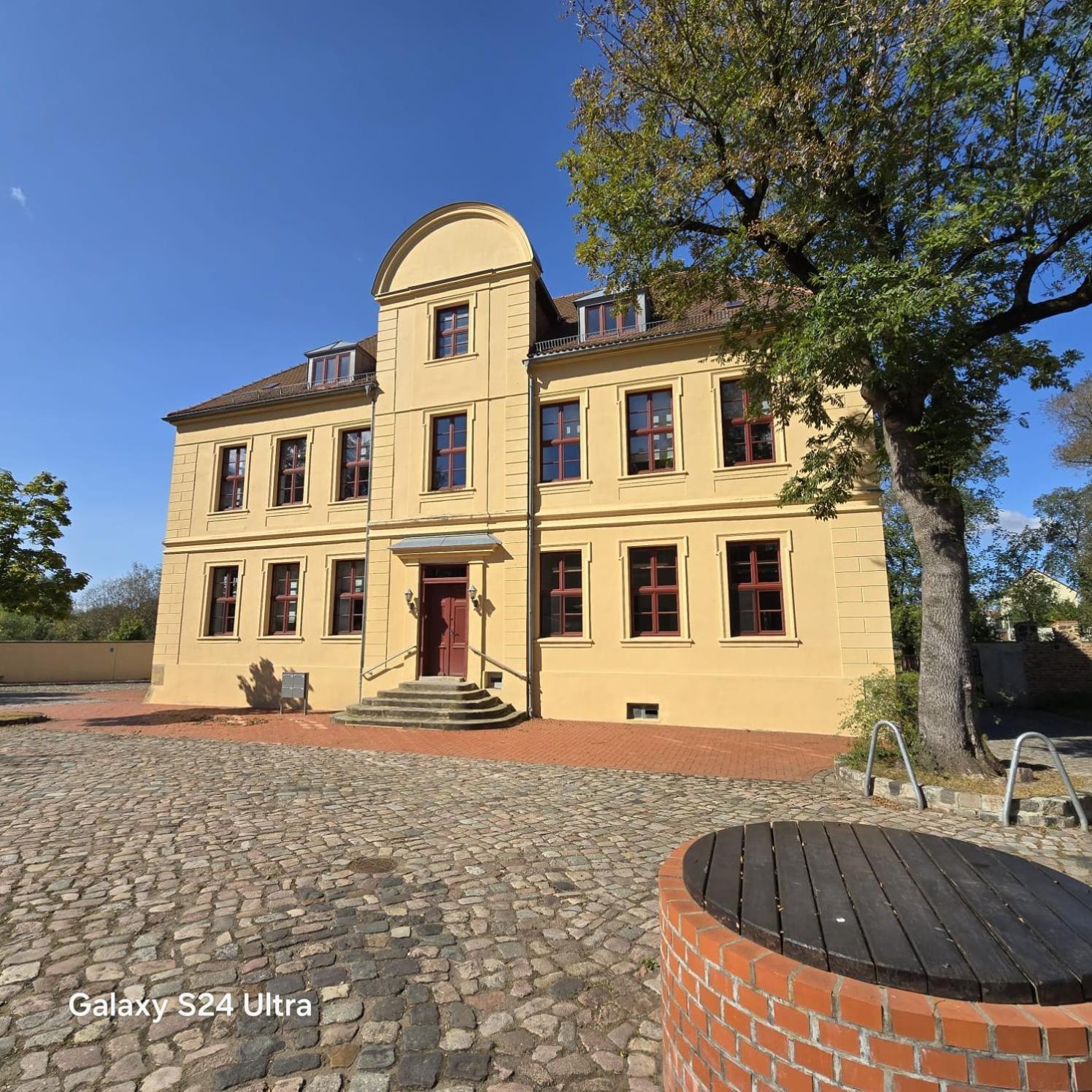 City Apart - Fewo Klimaanlage Whirpool Panoramafenster 5 Personen Kulturdenkmal Dessau-Rosslau Esterno foto