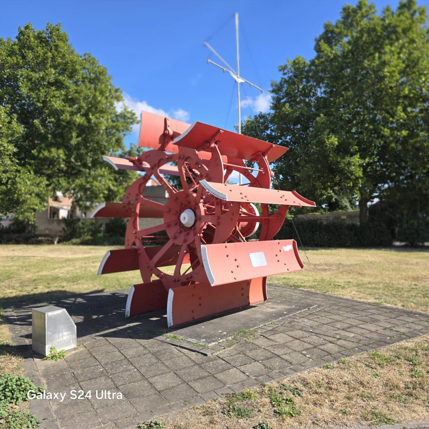 City Apart - Fewo Klimaanlage Whirpool Panoramafenster 5 Personen Kulturdenkmal Dessau-Rosslau Esterno foto